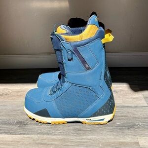 Burton Imperial Men's Blue and Yellow Snowboard Boots Size 11
